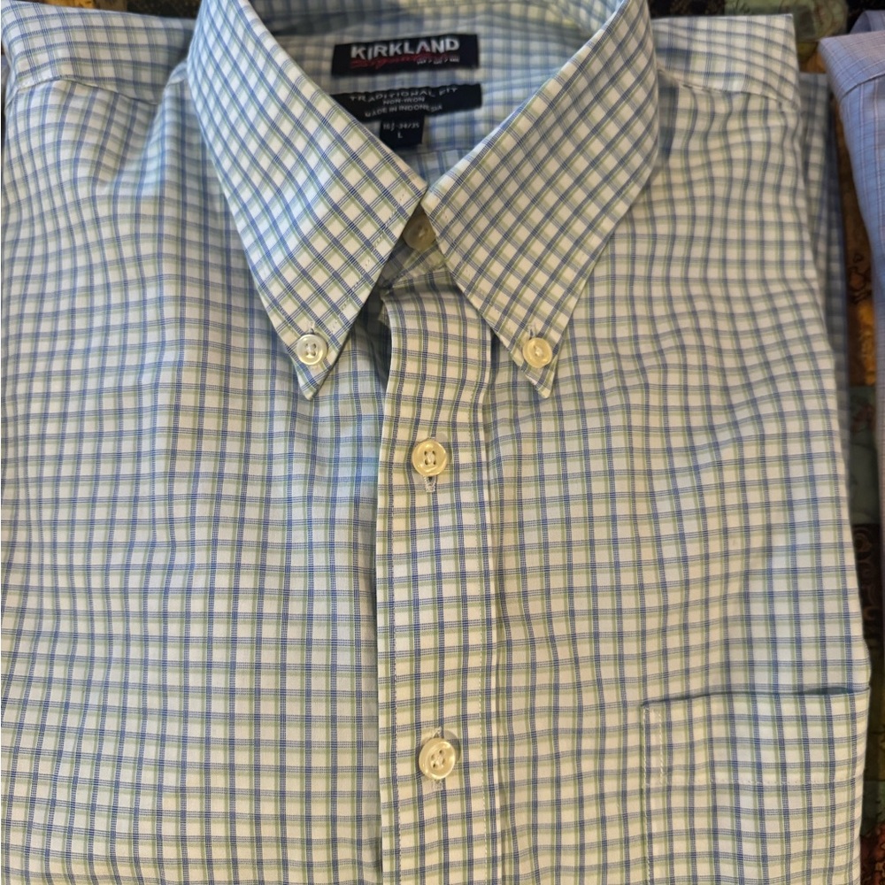 Men’s Kirkland Signature Button Down Dress Shirts - Set of 7 - $50 - Picture 7 of 9
